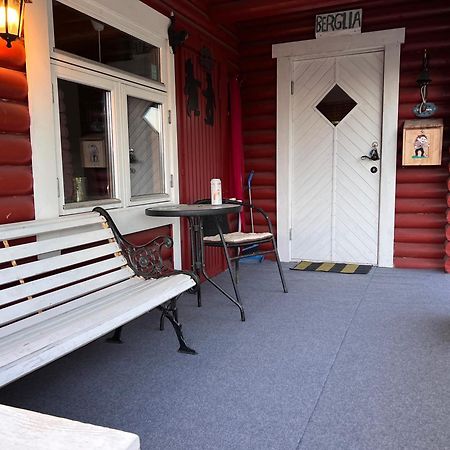Cozy And Spacious Cabin Svensby Bagian luar foto
