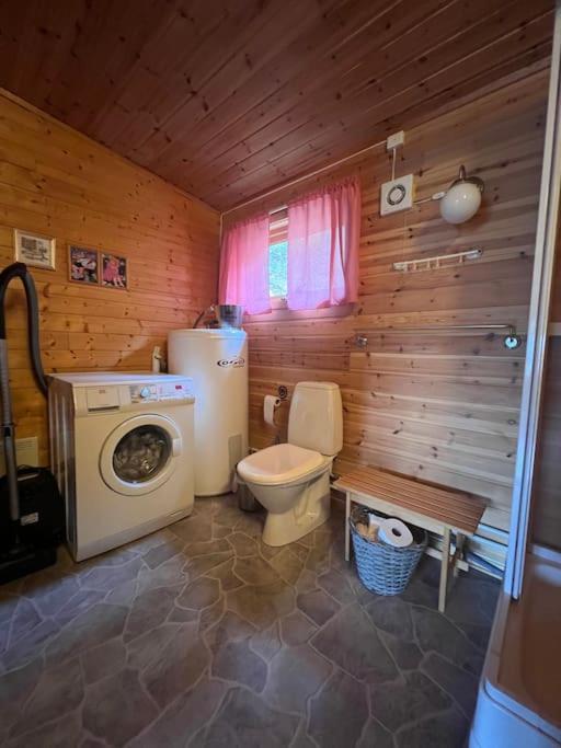 Cozy And Spacious Cabin Svensby Bagian luar foto